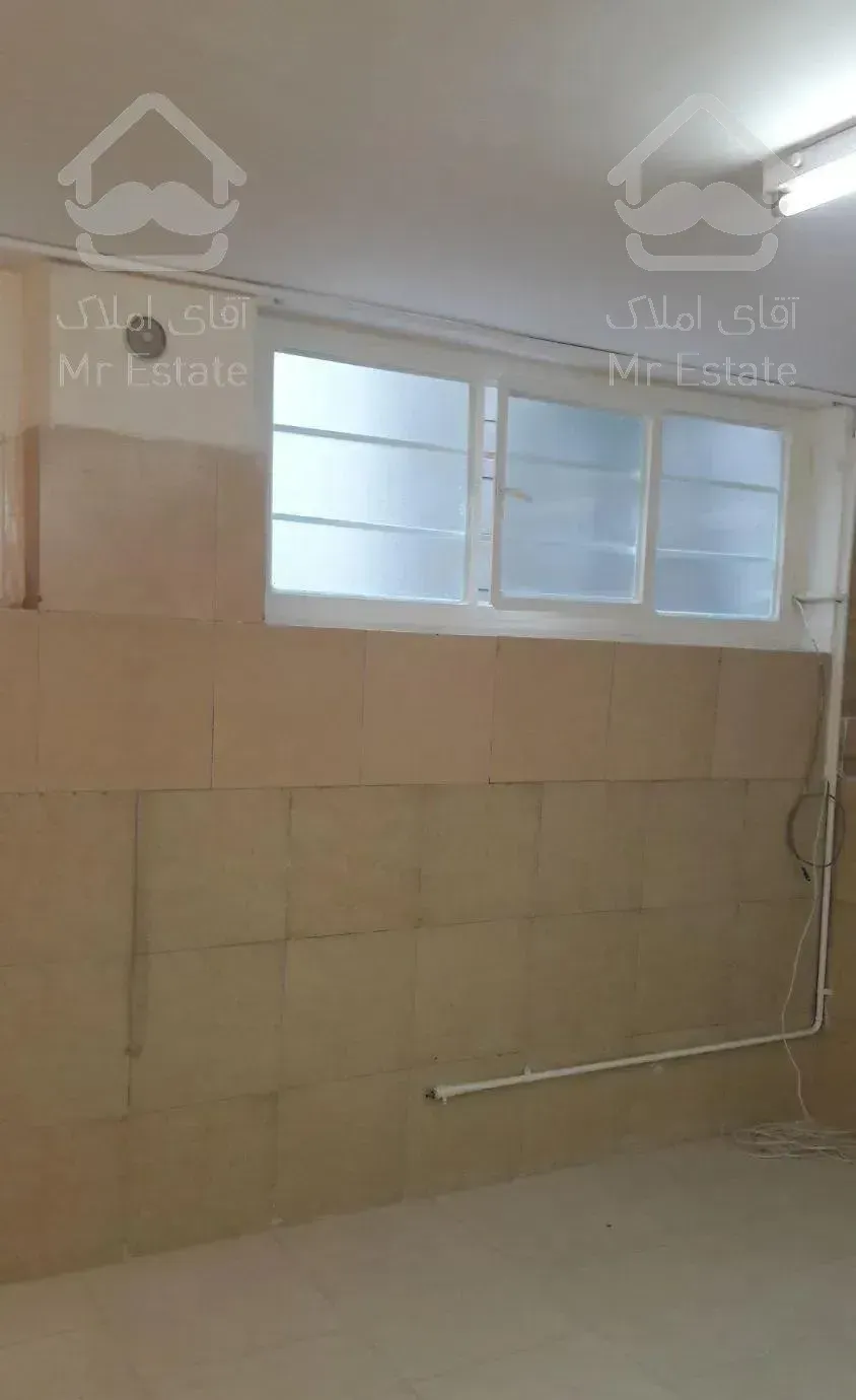 زیرزمین تمیز 35متری