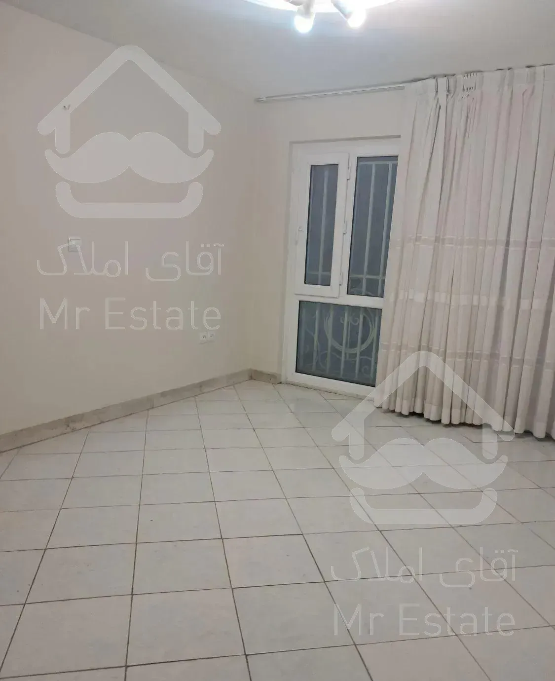 ۶۱متری یکخوابه بر خ صفا