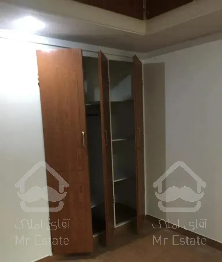 ۱۰۰ متر تکواحدی