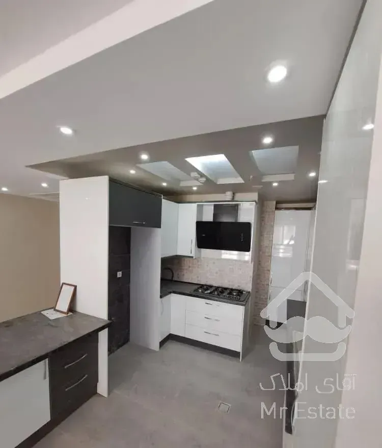 ۱۰۲ متر فول امکانات نوساز /  نصرت