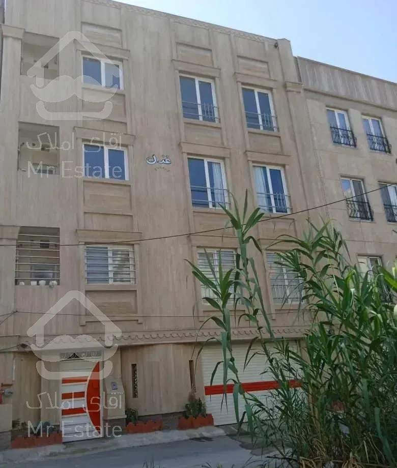 آپارتمان ۱۱۰ متری حمزه کلا