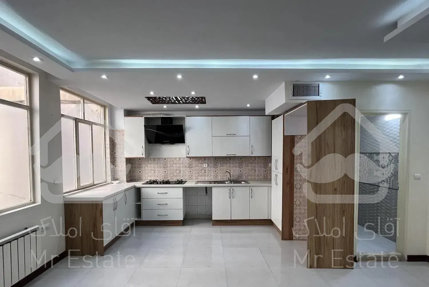 ۵۳ متر بسیارشیک در۱۳۳