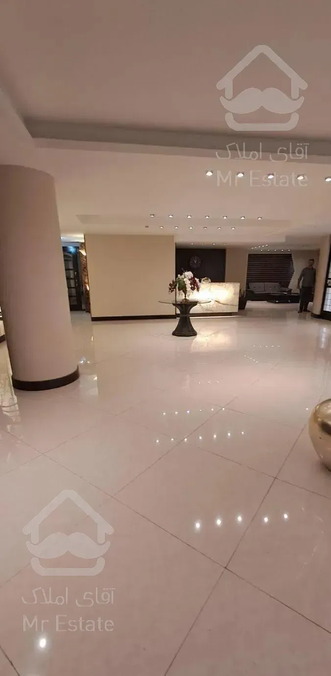 هروی وفامنش۱۷۰متر ۳خواب فول مشاعات