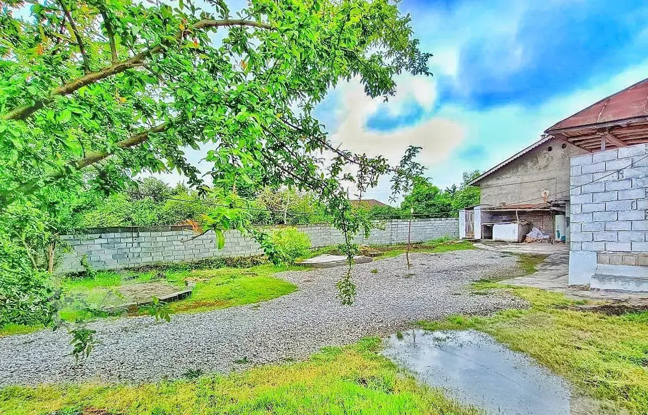 خونه روستایی413متری/سندششدانگ/ارزنده