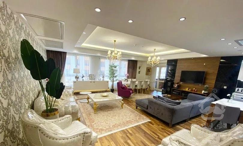 ۱۱۱ متر / کم سن / خوش نقشه ویو‌ تهران