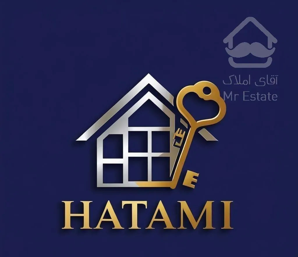 پنت۱۳۰متری*حیاط۴۰متر اختصاصی*۳خیابان اول