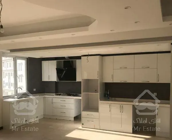 اپارتمان ۱۱۴متری فردوس شرق غرق نور