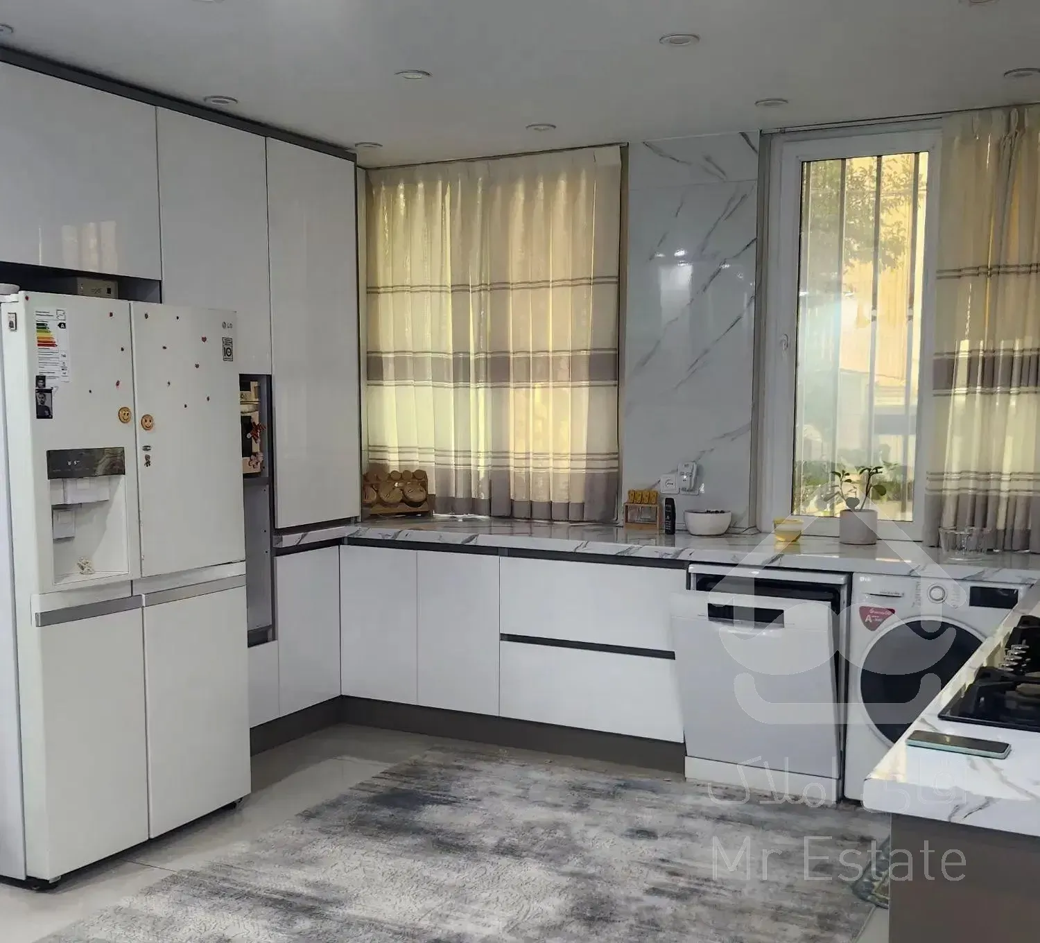 ۷۶متر دوخواب ۴دیواری