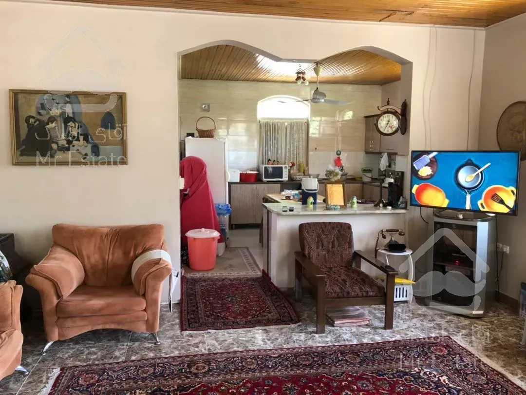 ویلای بازسازی شده روبروی شهرک شهید اسحاقی