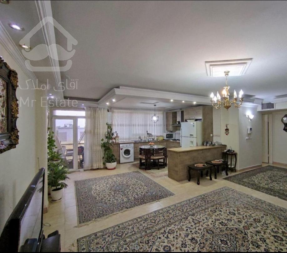 ۸۵ متر/فول امکانات/غرق نور/چهارباغ