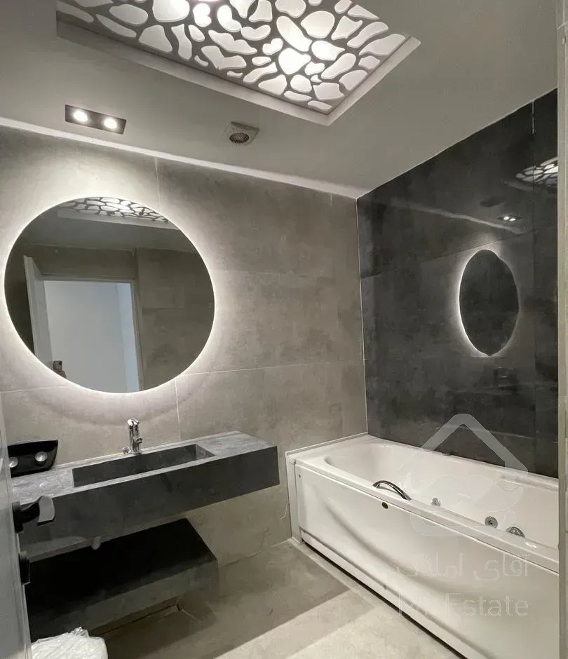 اجاره ۲۶۵ متری - ۳ مستر - فول مشاعات - آجودانیه