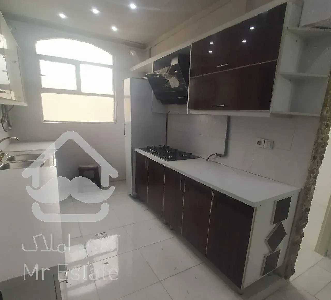 55 متر پارکینگ اختصاصی فاز 1