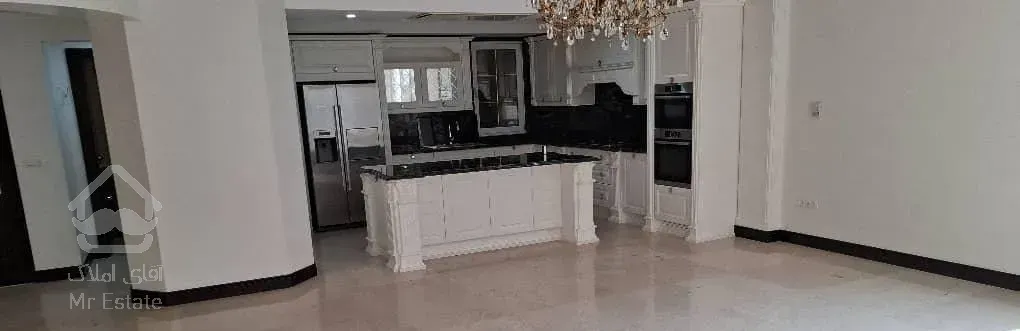 ۱۳۵متر۳خواب تاپ (لوکیشن ظفر)