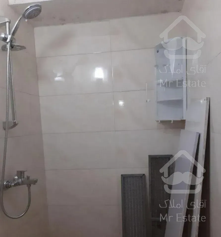 آپارتمان ۶۰ متری یک خواب  واقع در فاز ۲ بلوک ۴