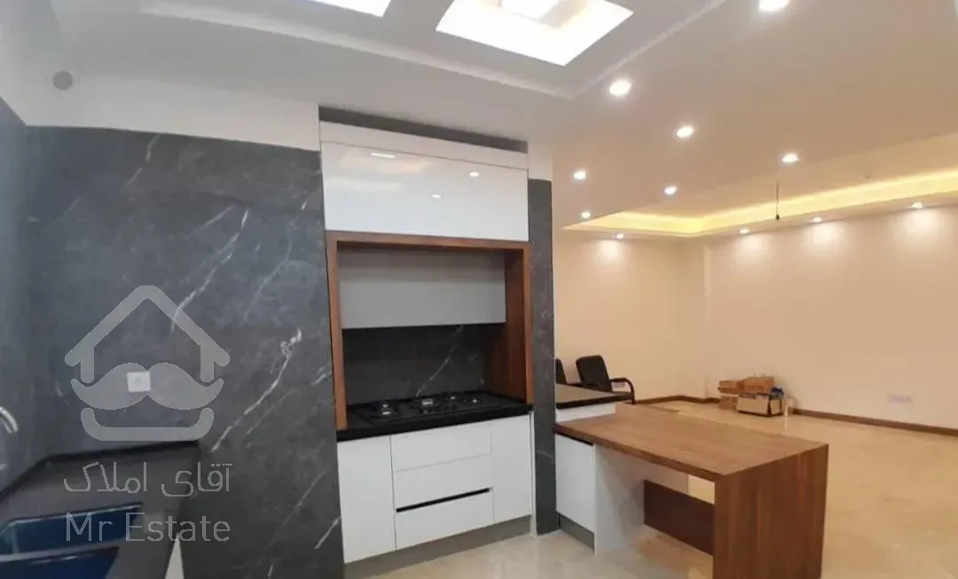 آپارتمان 105 متری  نوساز  (رو به آفتاب)  شریعتی