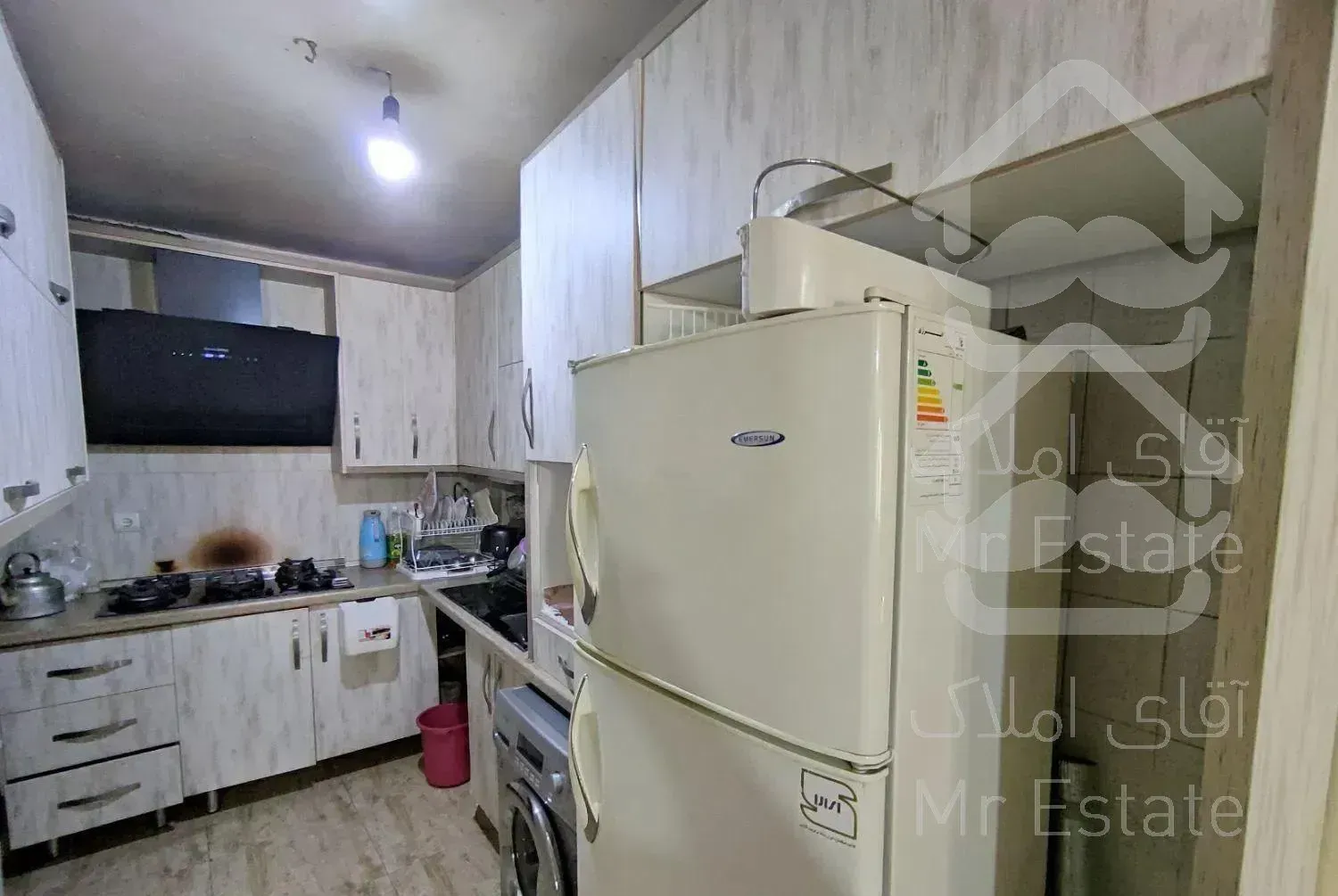 ۵۹ متر / پارکینگ  / مترو ابن سینا نیکنام غربی