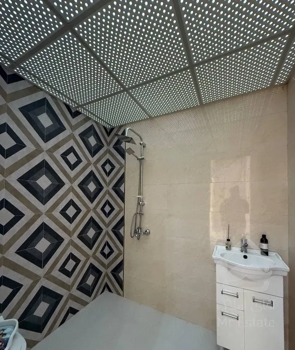 ویلا متفاوت و لوکس در شهرک حاجیان