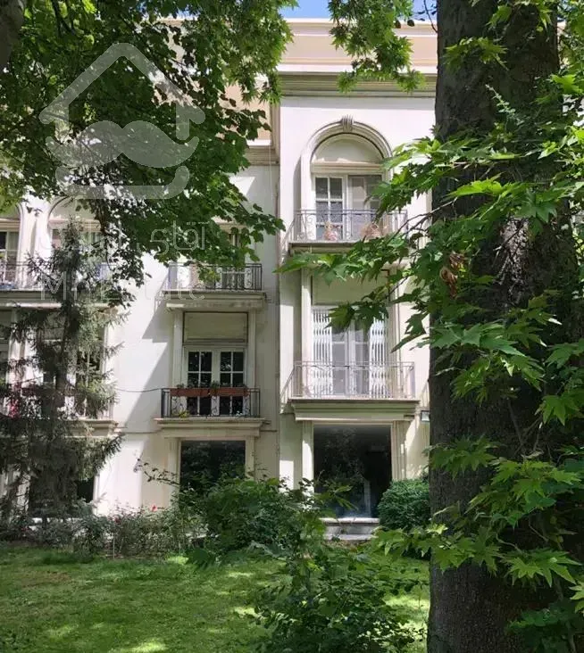 الهیه 135 متر آپارتمان ویلایی