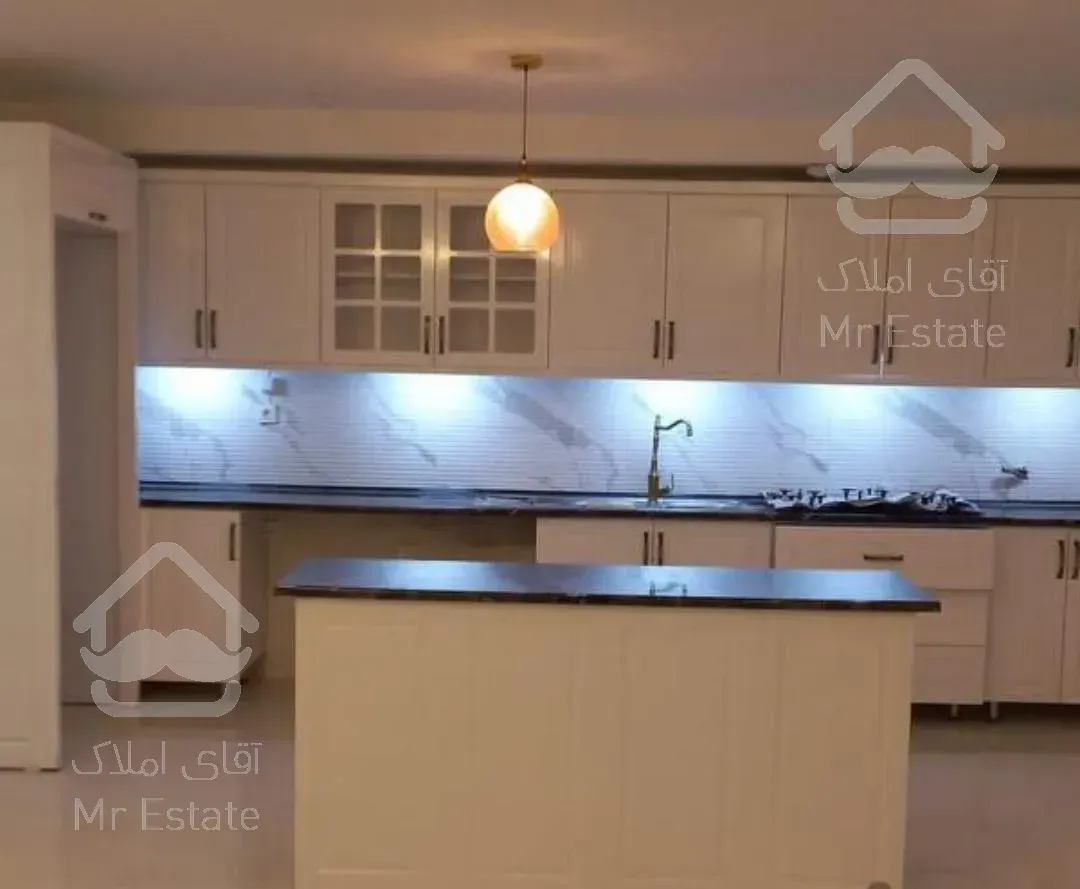 ۱۳۵ متر ۳خواب فول امکانات  کلیدنخورده سازمان برنامه