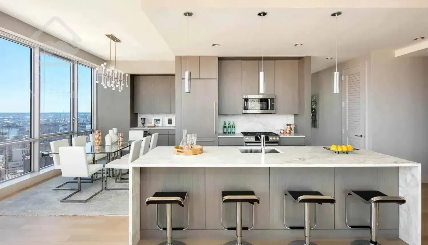 زیر قیمت کل منطقه/جنوبی ۱۷۰متر جلال قبل معلم