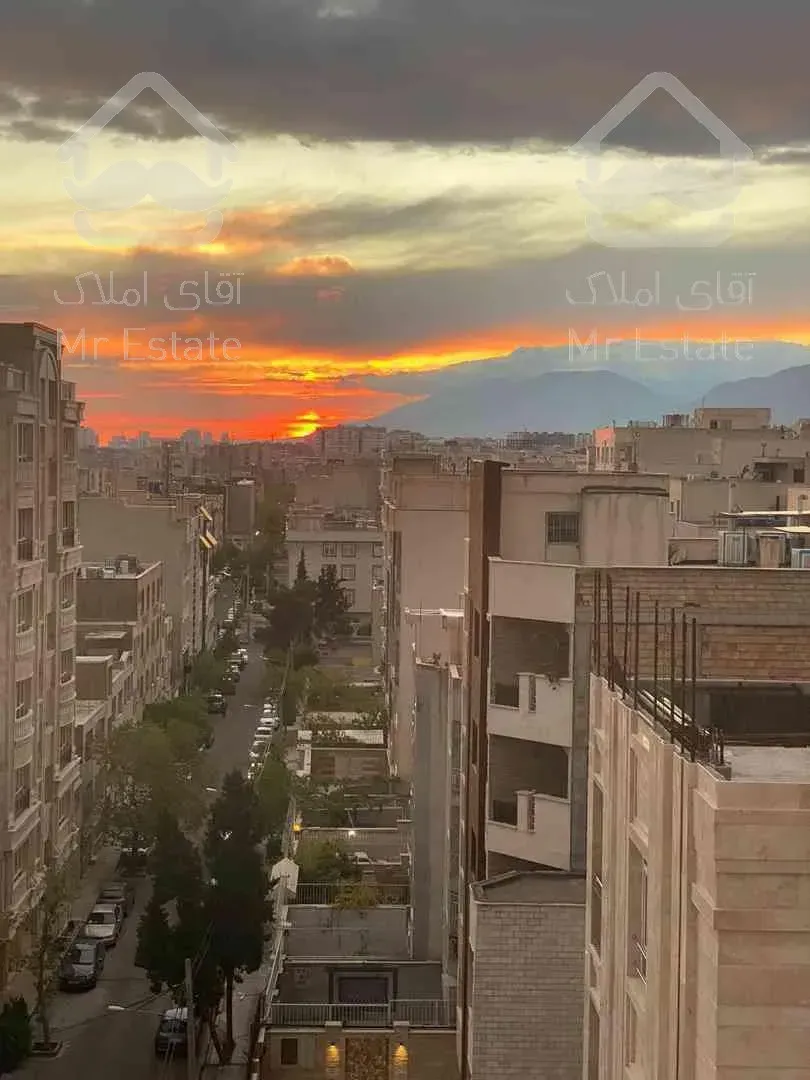 آپارتمان 135 متر / 3 خوابه / 6 ساله / فردوس غرب