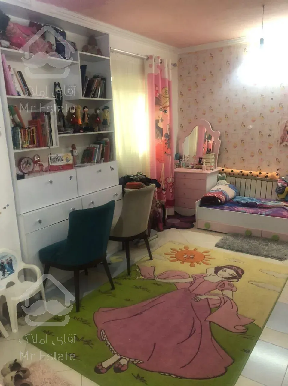 آپارتمان 11۵ متری آفتاب ۲۲