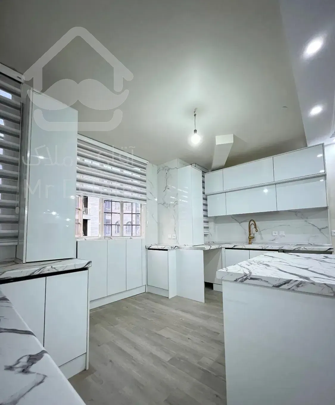 آپارتمان ۶۸ متر/کم واحد/بازسازی شده