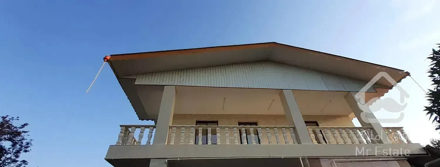 ۳۰۰ متر زمین    ۱۵۵ متر زیر بنا در دو طبقه