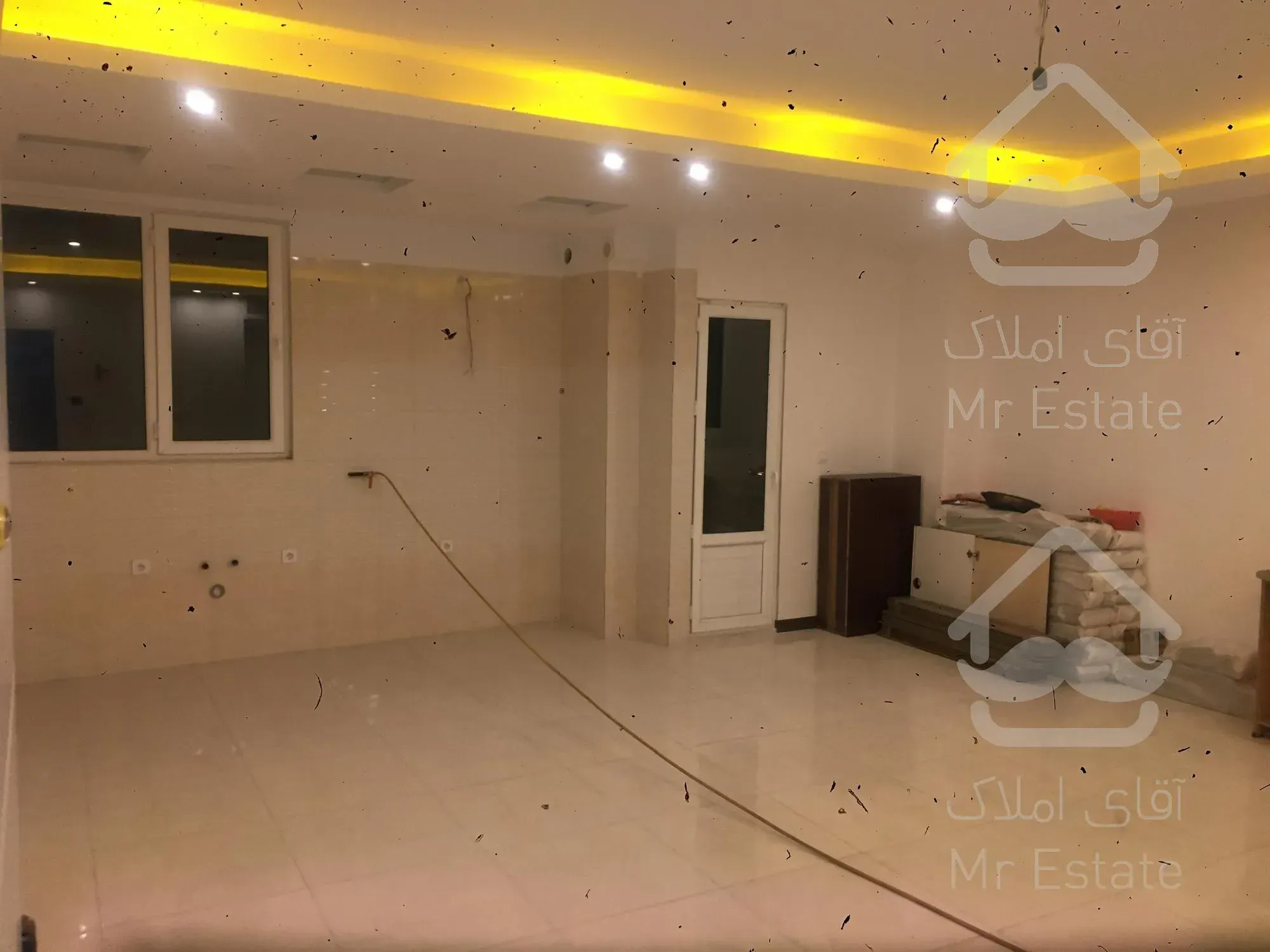 فروش آپارتمان ۵۷ متری بازسازی شده شیک کوچه پهن در بریانک