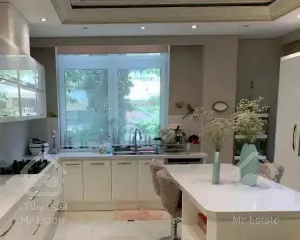 آپارتمان ۱۲۰ متری/ فول امکانات/فاز۱ مهرشهر