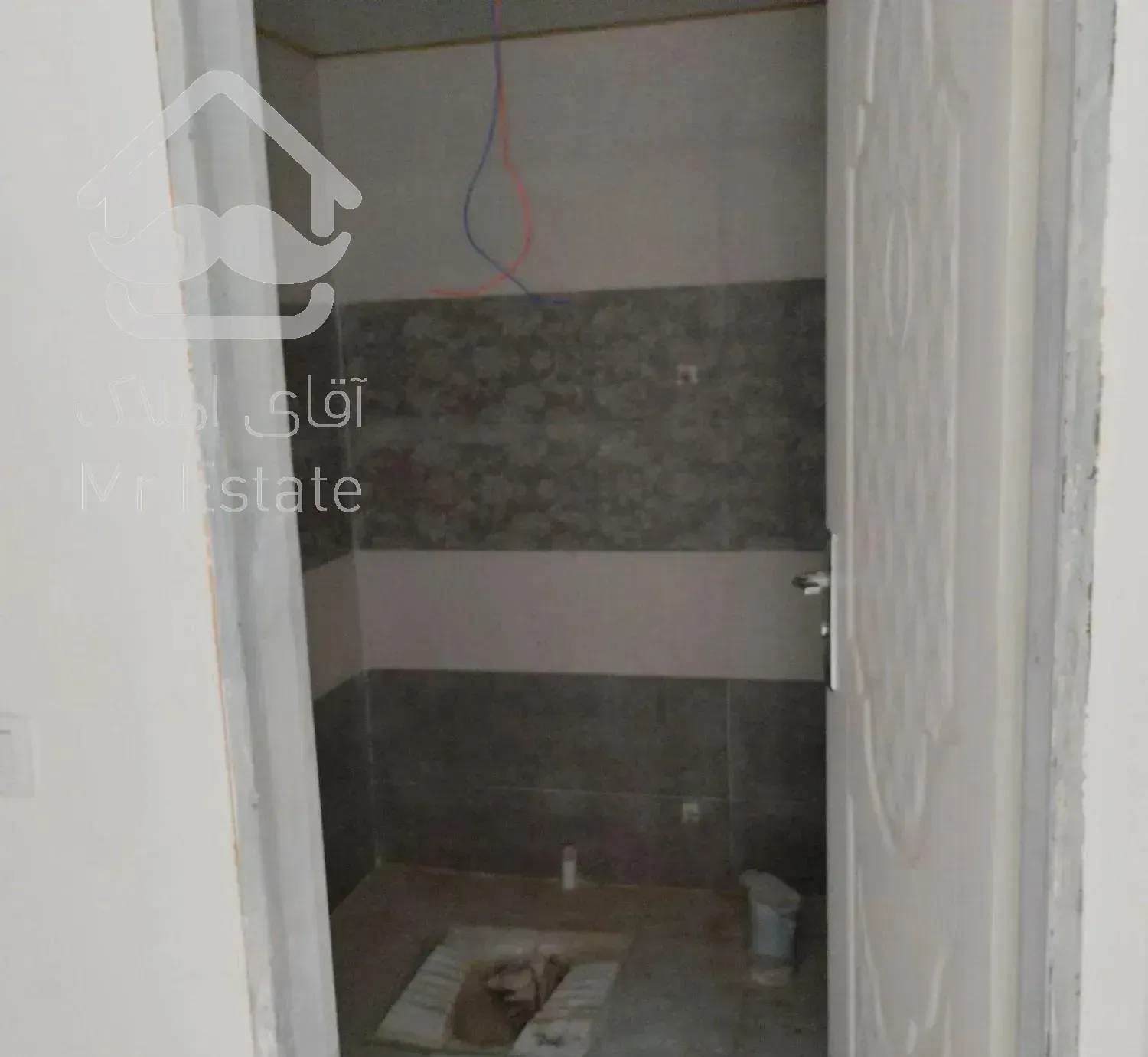 آپارتمان چهارراه گلستان 106متری خشک