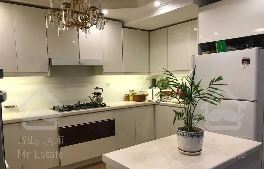 ۱۲۵ متر/خوش نقشه/۲تراس/مناسب سکونت/کوی فراز