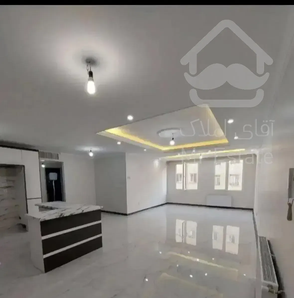 ۱۰۰متر دو خواب تک واحدی فول ۳ساله روبه افتاب شهران