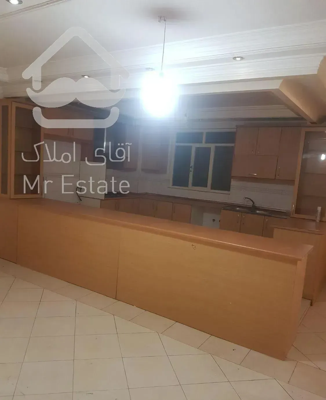 کریم خان خ به آفرین۲۰۰متر۴خوابه تکواحدی