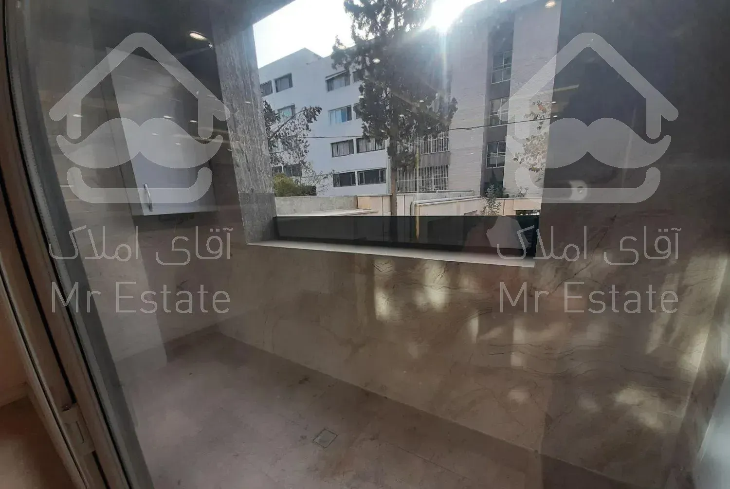 آپارتمان/ ونک /155متر/ 3 خواب /2 پارکینگ