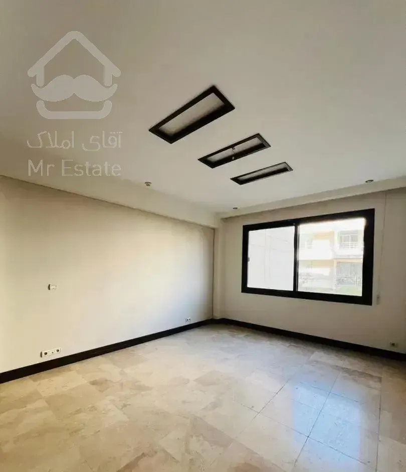 نیاوران جماران ۱۱۵ متر/نورگیر مستقیم/خوش نقشه