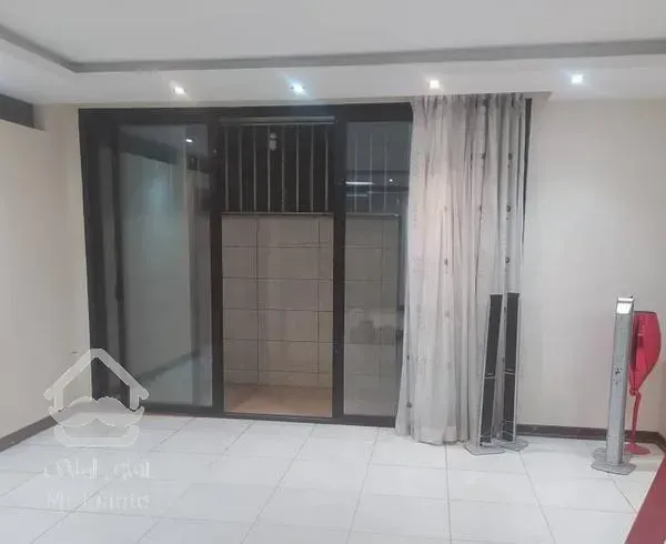 آپارتمان ۳ خواب ۱۳۶متری نیکبخت شرقی