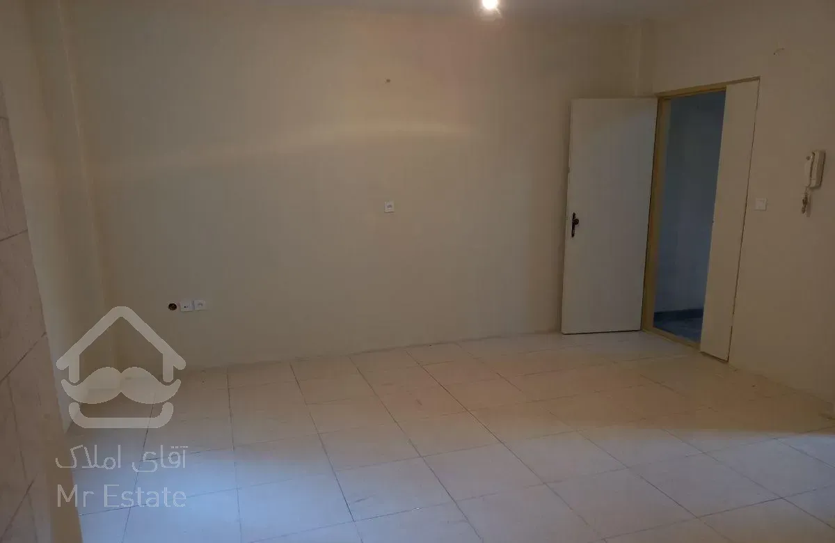 ۴۳متر تک واحدی طبقه ۲سندی بازسازی شده تخلیه