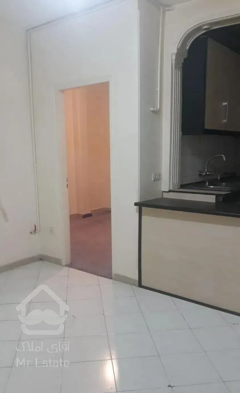 ۵۰متر جمالزاده شمالی با امکانات مناسب دانشجو