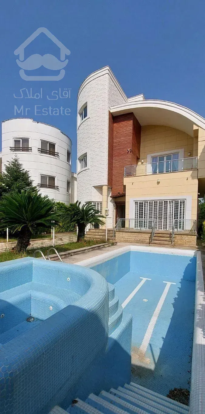 رهن ویلا لوکس شهرکی ۴ خواب استخردار