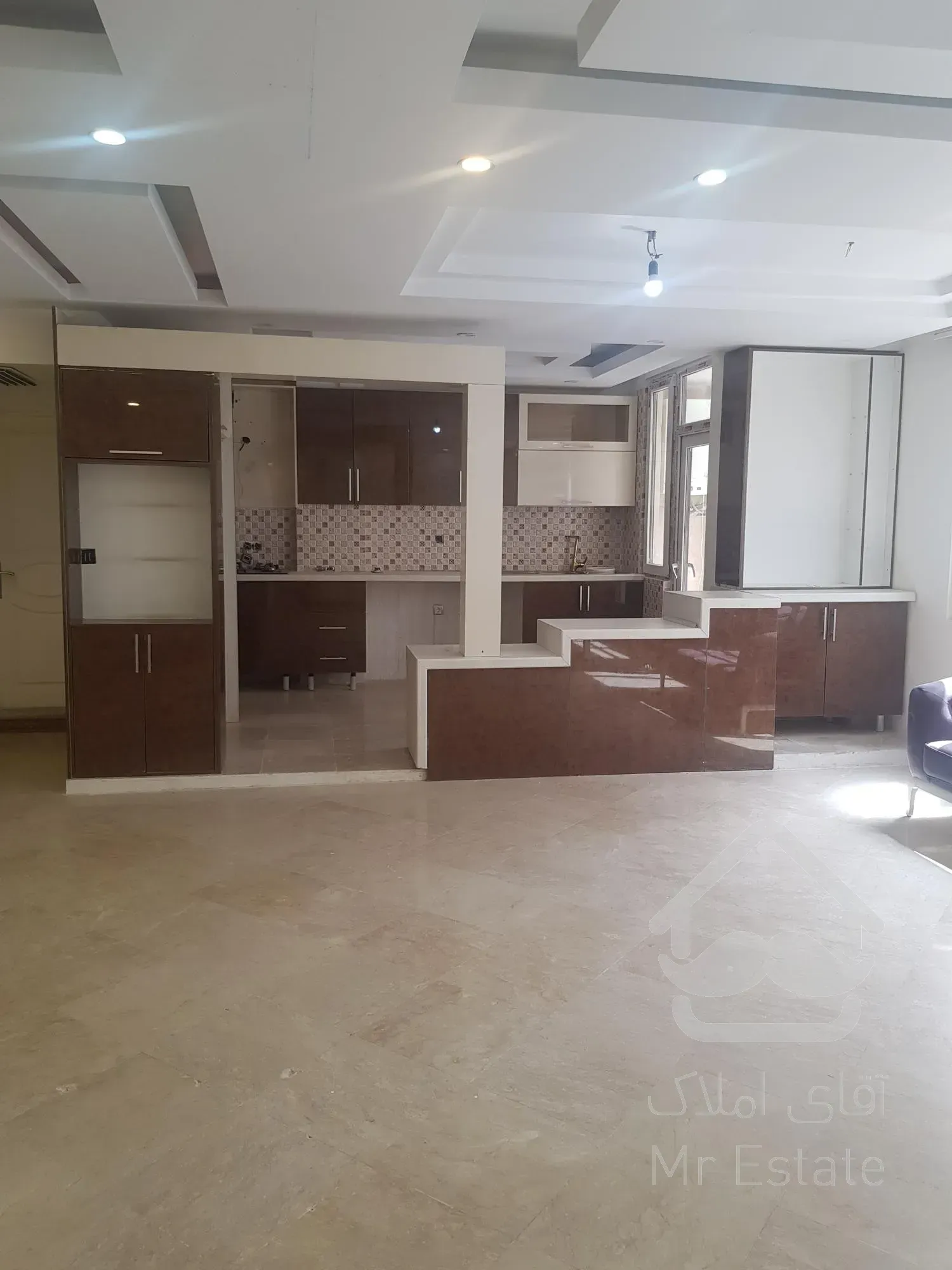 آپارتمان ۱۱۴ متری واقع در سعادت آباد