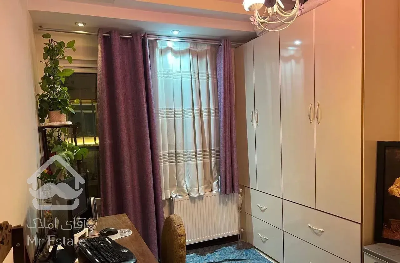 ۷۱متر/ ۳سال ساخت/ طبقه اول/ پیروزی