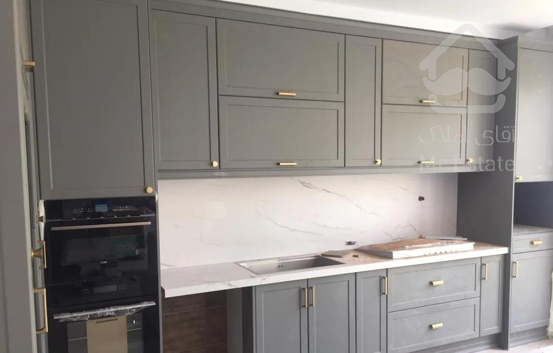 آپارتمان فرمانیه شرقی ۲۰۰ متر