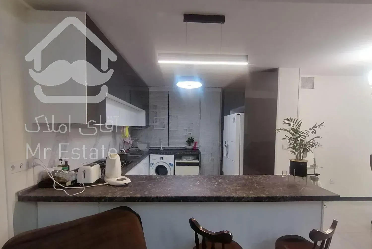 آپارتمان 92 متری فول بازسازی شده