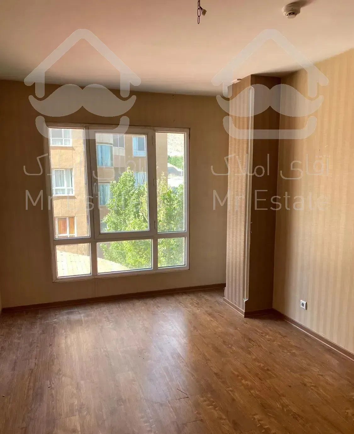 ۱۰۰متر دریاچه چیتگر برج سما بلوک c9 باقری