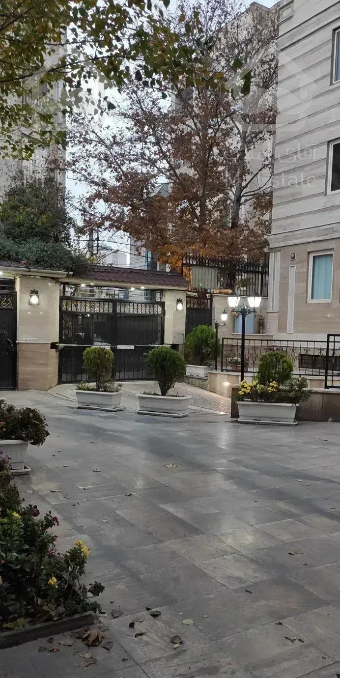 لویزان۱۵۶ متر ۳خوابه   خ مبارکی