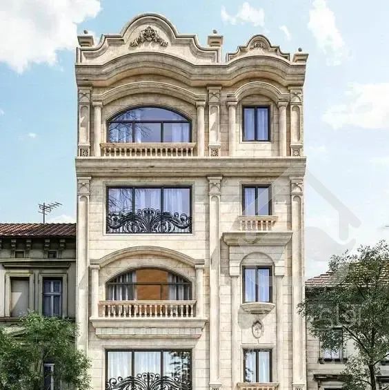 اپارتمان ۱۳۵ متر ۳خواب منطقه دنج و خوش اب و هوا