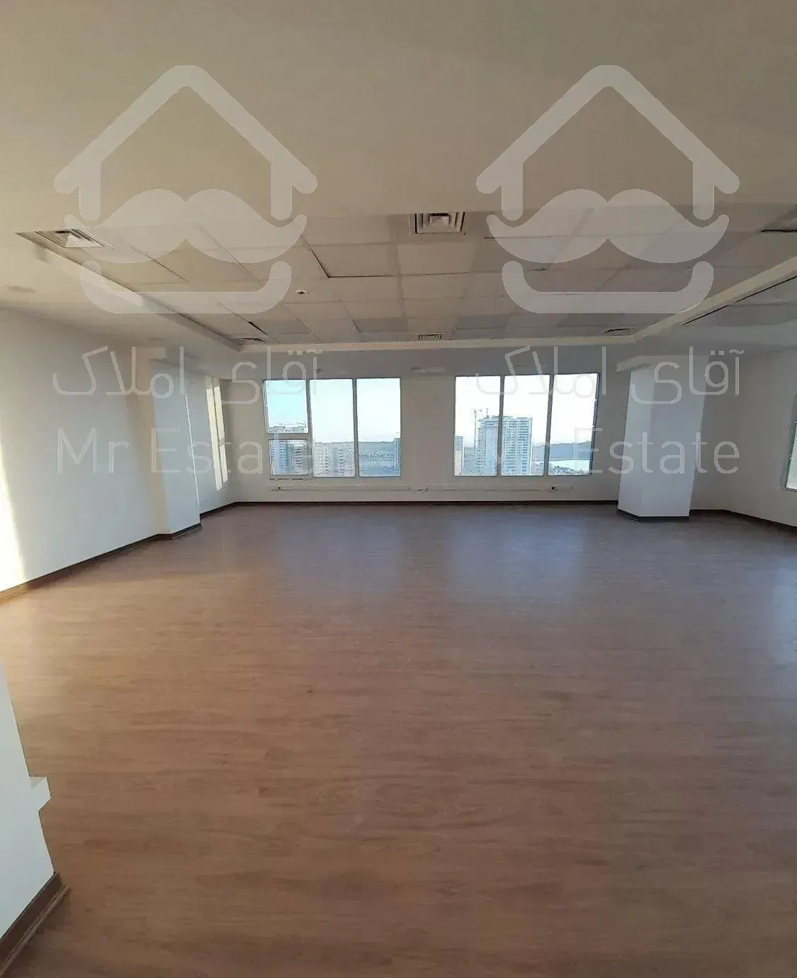 ۱۰۷متر/سند‌اداری/۲نبش/ویوابدی‌دریاچه