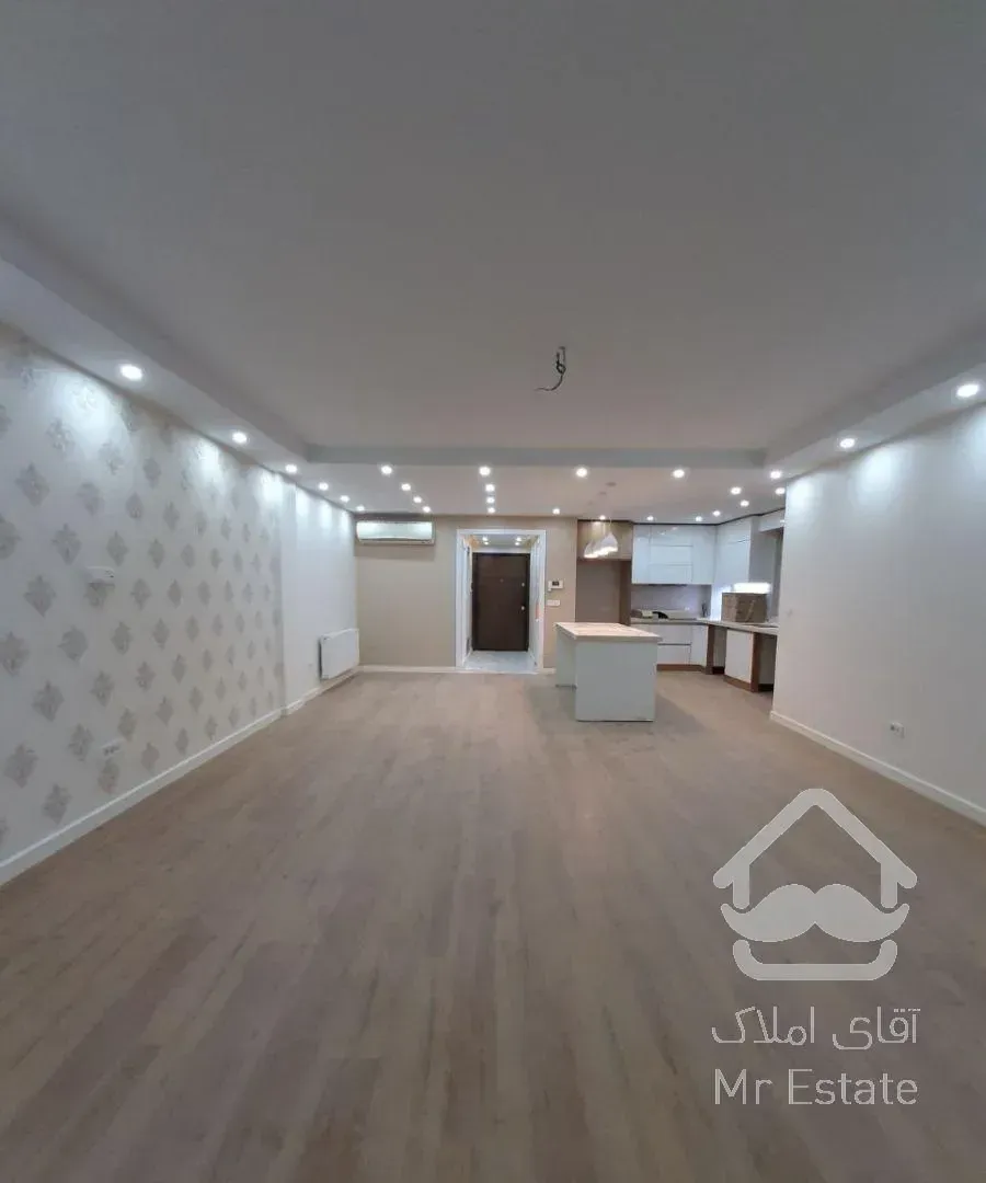 فروش واحد ۱۳۰ متری *  میرداماد  *