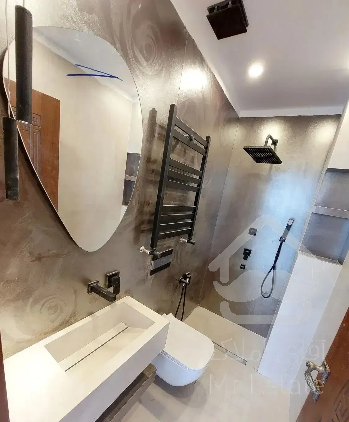 به علت مهاجرت / زیر قیمت / ۱۵۶متر ۲ پارکینگ سندی